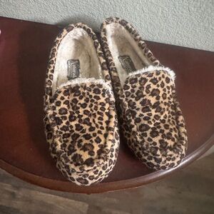 Natural Reflections Leopard Print Fuzzy Moccasins - Tan and Brown